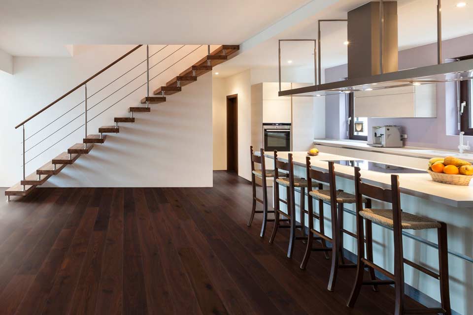 Woodline Parquetry Landhausdiele Räuchereiche Rustic in der Küche – Der Parkett Riese Köln