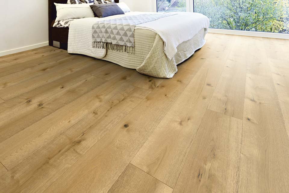 Eiche Juno goldbraun – Avatara Designboden von terHürne